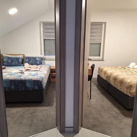 Apartmani Venecia Prozor Buitenkant foto