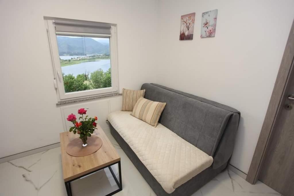Apartmani Venecia Prozor Buitenkant foto