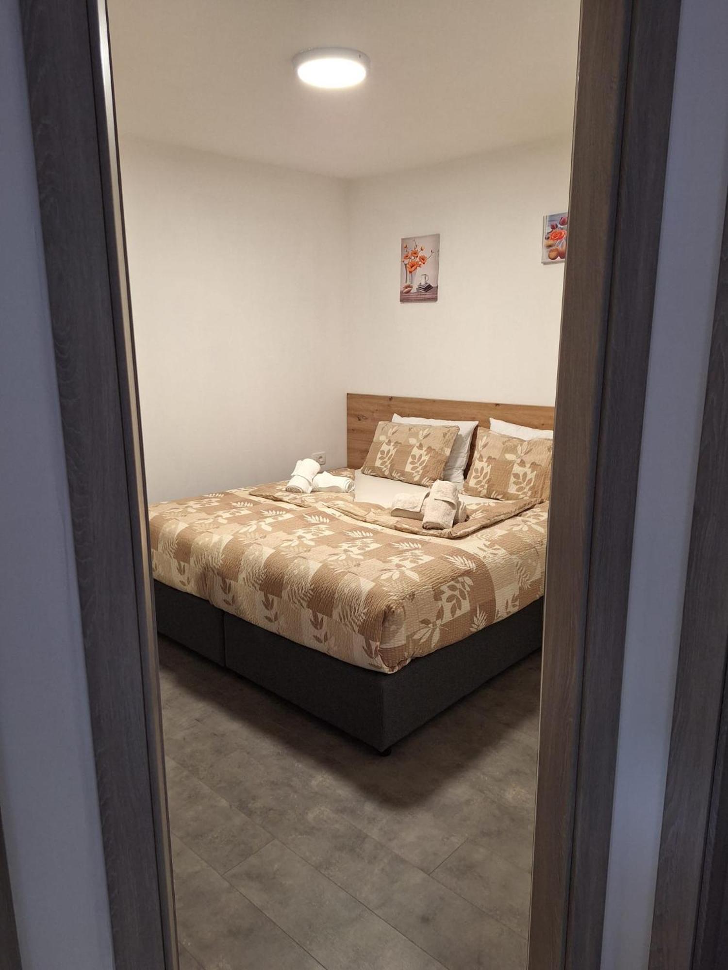 Apartmani Venecia Prozor Buitenkant foto